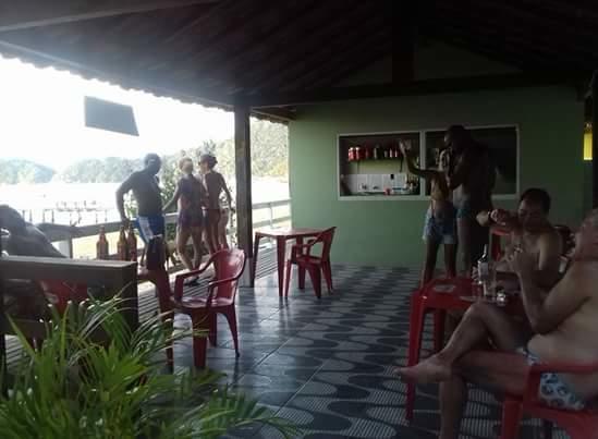 Nena'S Suites Praia de Aracatiba Exterior photo